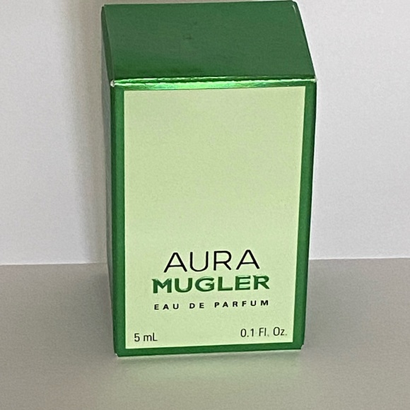 Mugler Aura Eau de Parfum miniature - Picture 3 of 3